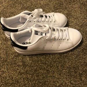 Adidas Stan Smith White Men’s 8 (women’s 9.5)